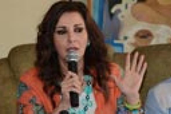 بالصور والفيديو: أثار الحكيم تقاضي رامز جلال وتطالب السيسي بالتدخل