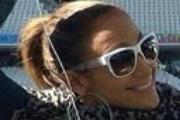 صورة: جينفر لوبيز تصل استاد "كورينثيانز" استعدادا لافتتاح المونديال