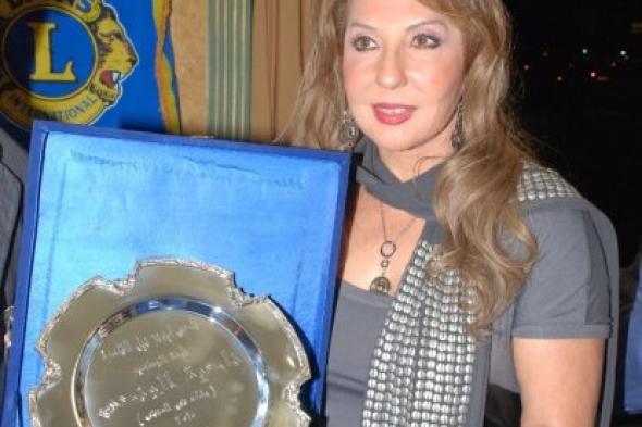 رسميًا.. نادية الجندي تغادر السباق الرمضاني