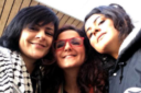 صورة: تانيا وريم بنا والوديدي في بروفة حفل Women’s View بالنرويج