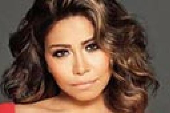 بالصور: شيرين بالأحمر في جلسة تصوير جديدة