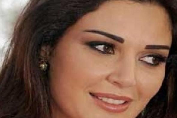 سيرين عبد النور تدعو الى الصلاة من أجل غزة