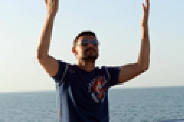 بالفيديو: "الإيمان" يسيطر على شيرين قبل اكتشاف مقلب "رامز قرش البحر"