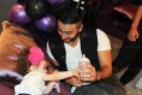 بالصور: الظهور اﻹعلامي الأول لتامر حسني وبسمة بوسيل بعد شائعات الطلاق