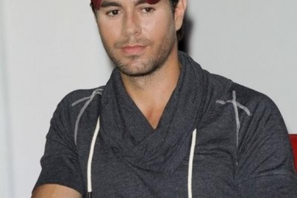 تفاصيل حفل النجم العالمي Enrique Iglesias بالساحل الشمالي