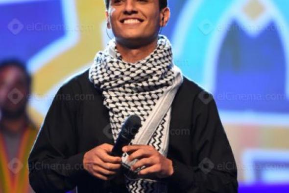 محمد عساف يجمد نشاطه الفني بسبب أحداث "غزة"