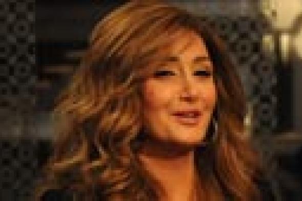 غادة عبد الرازق: هيفاء وهبي خانها ذكائها ووقعت في معركة تصفية حسابات!