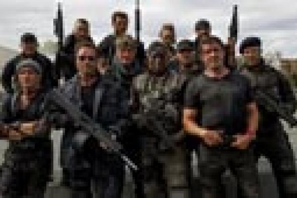 الشركة المنتجة لـ "The Expendables 3" تقاضي مواقع الإنترنت المسؤولة عن تسريبه