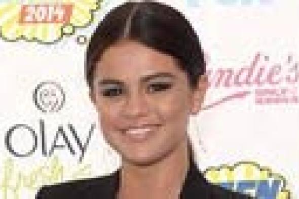 بالفيديو: سيلينا تبكي.. و"Fault in Our Stars" يكتسح في "حفل جوائز المراهقين"