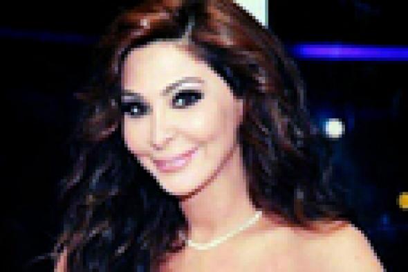 إليسا تعود لإحياء الحفلات في مصر بعد غياب عامين