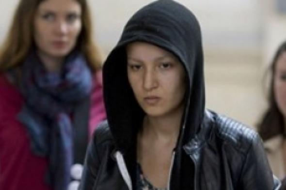 فرنسا: اعتقال الناشطة السابقة في "فيمن" أمينة السبوعي بعد شجار مع امرأة محجبة