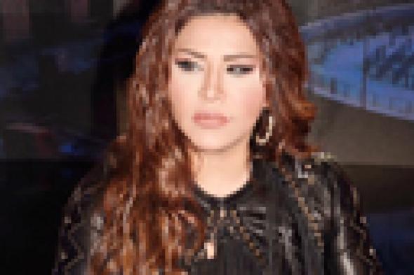 هل اختارت أحلام "الجلد" لأولى إطلالاتها في Arab Idol 3؟