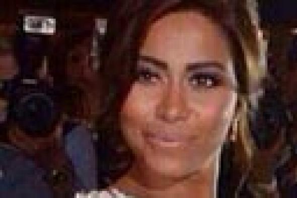 بالصور: شيرين عبد الوهاب تواصل "شفافيتها" في "الموريكس دور".. وتعاتب "عساف"