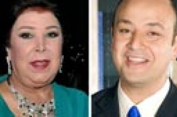 بالفيديو: عمرو أديب يحتفل بعيد ميلاد رجاء الجداوي ويقبل رأسها على الهواء