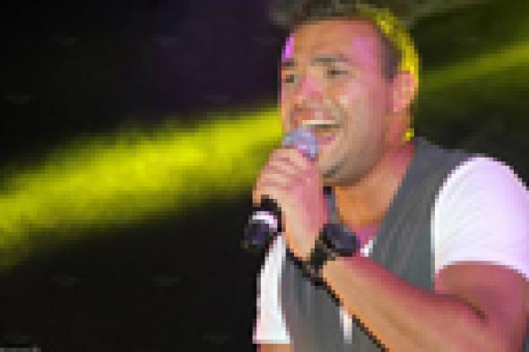 صورة: رامي صبري يبدأ تحضير ألبومه الجديد من ستوديو طارق مدكور