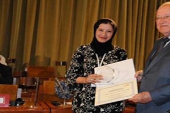 صحفية فلسطينية  تفوز بالمرتبة الاولى فى مسابقة دولية