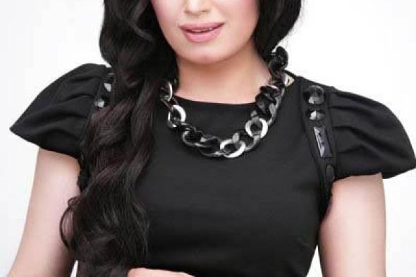 عبير صبري تخوض تجربة الـ 60 حلقة في "ألوان الطيف"