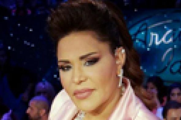 بالصور- أحلام تتباهى بمجوهراتها الألماس لحلقة "Arab Idol" المقبلة