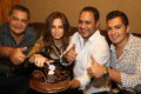 بالصور: آمال ماهر تضع اللمسات النهائية لألبومها الجديد