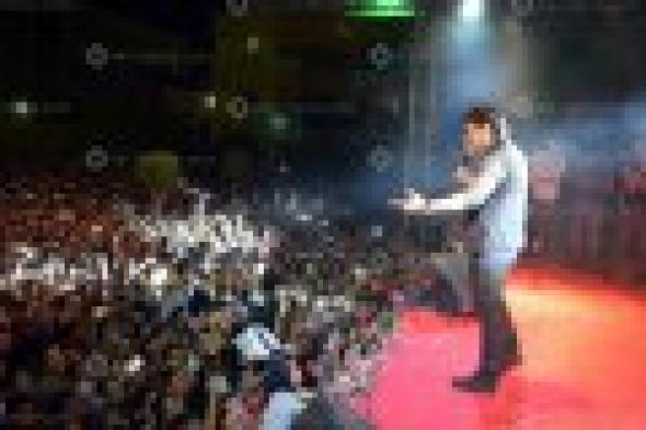 بالصور: محمد رمضان وحمادة هلال ولبلبة نجوم حفل أكاديمية "المدينة"