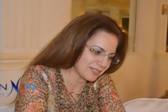 مسرح بلا دمى....