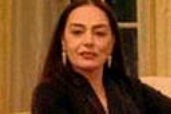 بالصور- شيريهان تستجم في منزلها.. وتبارك لدرة وهند صبري