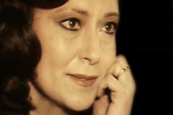 تحسن حالة محسنة توفيق بعد إجرائها عملية جراحية بالدنمارك