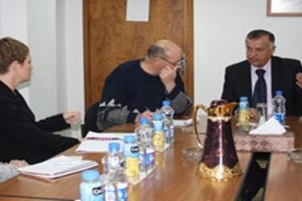 وزارة شؤون المرأة الفلسطينية تبحث دمج النوع الإجتماعي