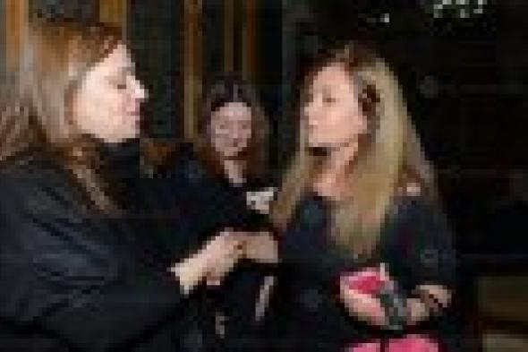 بالصور: غياب النجوم عن عزاء الفنانة مريم فخر الدين