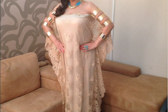 فيفي عبده تخوض تجربة جديدة في تقديم البرامج