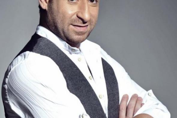 نضال الشافعي في انتظار بطلات "شطرنج" من أجل بدء التصوير