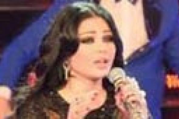 "داعش" يهدد هيفاء وهبي بسبب فستانها الشفاف!