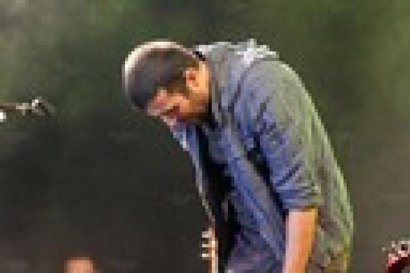 قراء FilFan.com ضد منع أغاني حمزة نمرة في الإذاعة المصرية