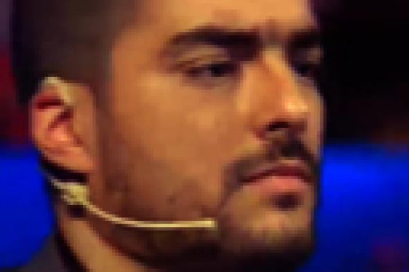 حسن الشافعي معلقا على خطأ من إدراة مسرح "آراب أيدول": "دي الكاميرا الخفية!"