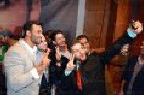 بالصور: محمد مغربي يحتفل بإطلاق ألبومه الأول وسط نجوم "ستار أكاديمي"