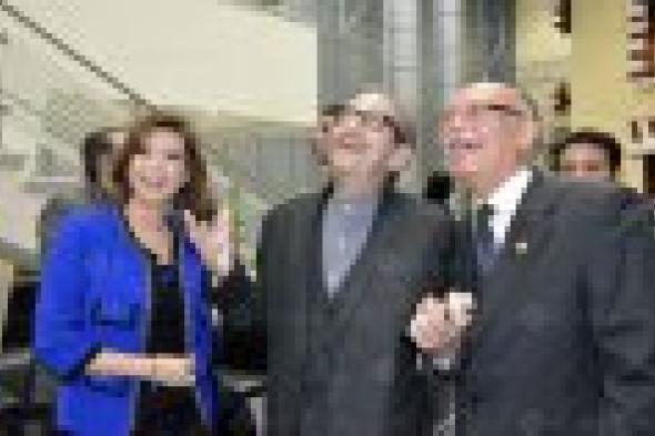 بالصور: تكريم الفخراني والشريف وسهير المرشدي في افتتاح المسرح القومي