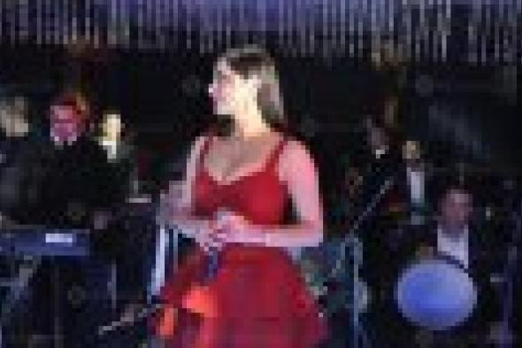 بالصور: أحمد جمال وكلوديا حنا يحتفلان برأس السنة في فندق السلام