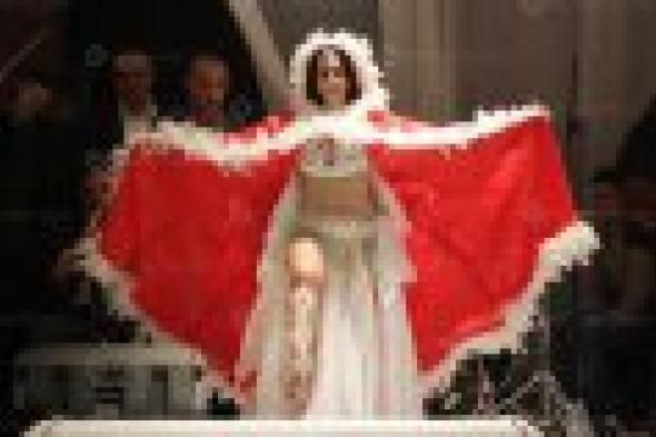 بالصور: آمال ماهر وسامو زين ودينا يشعلون حفل رأس السنة في كونراد