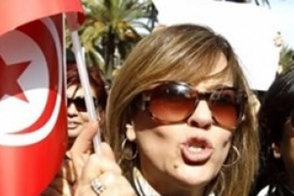 نساء تونسيات  يستنجدن بشبكات التواصل الإجتماعي  لإنصافهن سياسيا