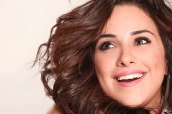 شيري عادل: "البيوت أسرار" يناقش قضايا المرأة