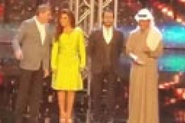 بالفيديو- أحمد حلمي يبكي في ظهوره العلني الأول بعد تمام شفاؤه في Arabs Got Talent على شهداء الوطن