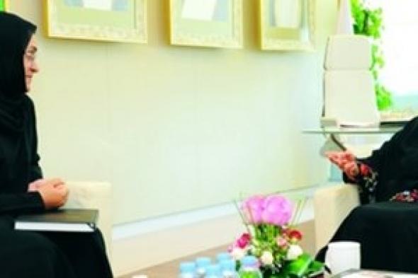 إماراتية تحصل على أول دكتوراه في التحديات الإلكترونية