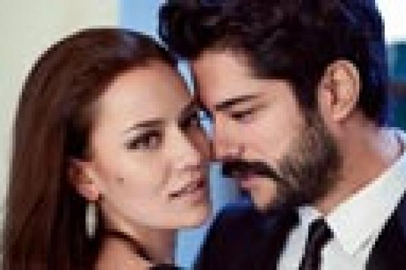 بالفيديو- "بالى بيك" في "دويتو غنائي" مع حبيبته للدعاية لأحدث أفلامهما‎