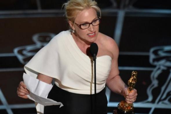 بالفيديو: رد فعل ميريل ستريب وجينفر لوبيز بعد فوز باتريشيا أركيت بالأوسكار