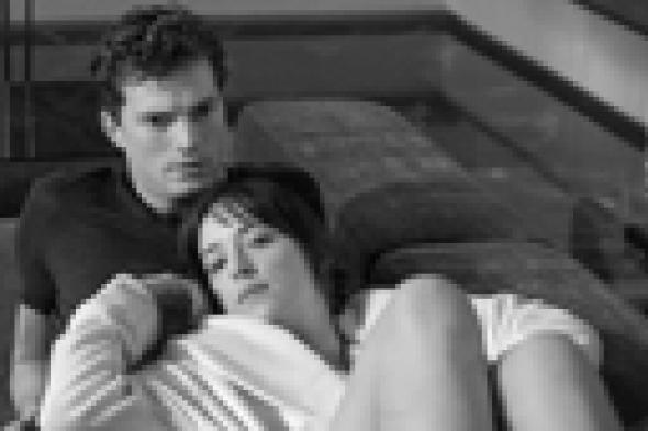 بطل "Fifty Shades of Grey" ينفي اعتذاره عن عدم تقديم أجزاء منه لإرضاء زوجته