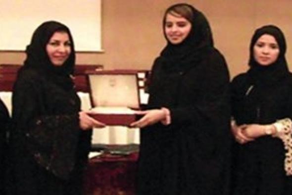 الشيــخة /أميــنة بنـت حميـد الطـاير  تؤكد صدارة المرأة الإماراتية على المستوى المحلي والدولي بمناسبة يوم المرأة العالمي