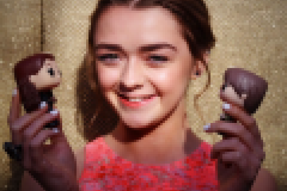 بالصور: أبطال Game of Thrones يحتفلون بالعرض الأول للموسم الخامس