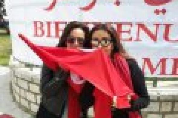 بالصور: هند صبري ولطيفة تشاركان في مسيرة ضد اﻹرهاب بتونس