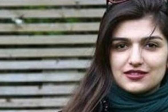 إيران تفرج عن امرأة سجنت عاما بسبب مباراة كرة طائرة