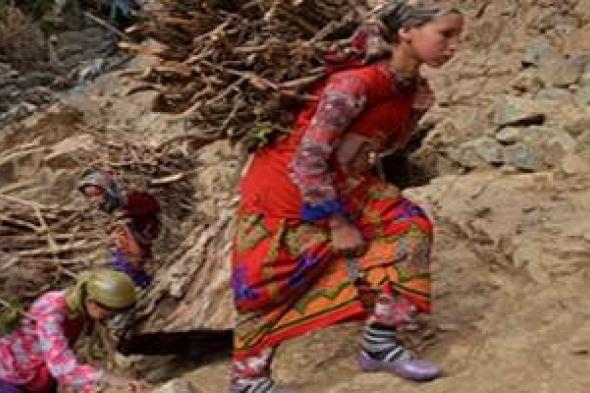 صحفي مغربي يوثق معاناة النساء في بلده